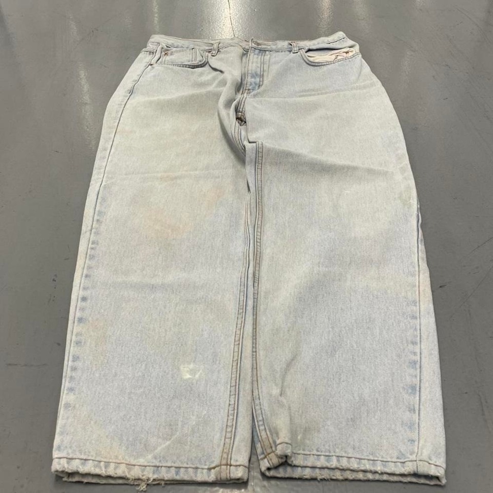Vintage Jordin Light wash denim jeans with sick wash‎ and patch